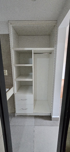 Exelente Monoambiente En Zona Residencial De Lomas De Zamora.