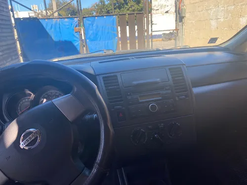 Nissan Tiida 1.8 Advance Sedan Mt
