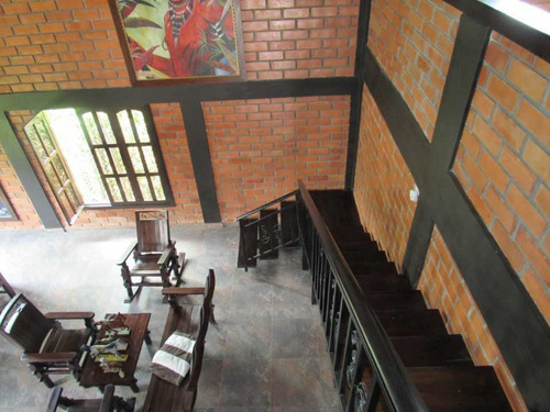Imagen 29 de 30 de Venta Hermoso Chalet En La Tebaida Q