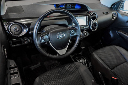 Imagen 11 de 14 de Toyota Etios 1.5 Xls A/t 2017