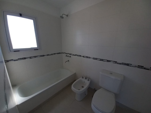 Imagen 14 de 22 de Casa En Venta En San Eduardo