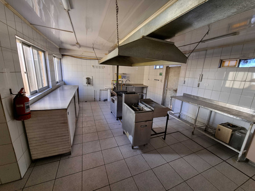 Hostal En Arriendo 17 Habitaciones (106204)