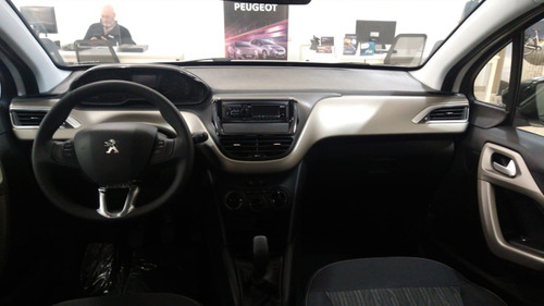 Imagen 8 de 12 de Peugeot 2008 Active