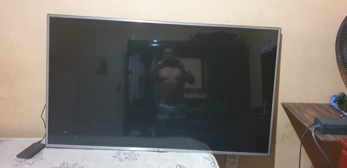 Tv LG 55la6130 Defeito Na Tela Vendo As Peças