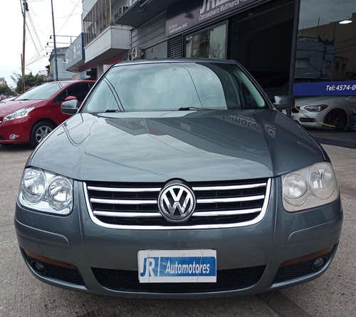 Imagen 2 de 14 de Volkswagen Bora 1.8 T At Highline Tiptronic Full Cuero