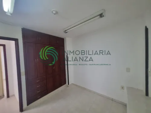 Local En Arriendo En Quinta Granada. Cod A17001