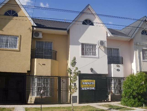 Duplex En Venta En Ituzaingo Sur