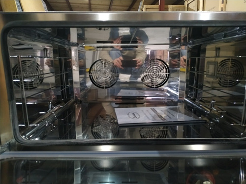 Imagen 2 de 4 de Horno Turbinado Eléctrico Italiano 4 Bandejas 60x40equiparte