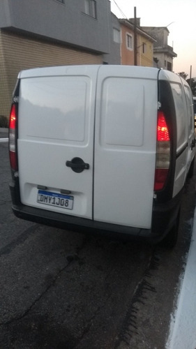 Imagem 2 de 7 de Fiat Doblo Cargo 2007 1.8 Flex 4p