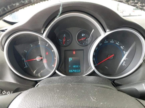 Imagem 7 de 13 de Cruze 1.8 Lt 16v Flex 4p Automático