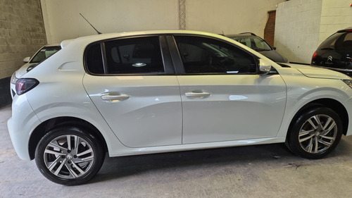 Peugeot 208 1.6 Allure