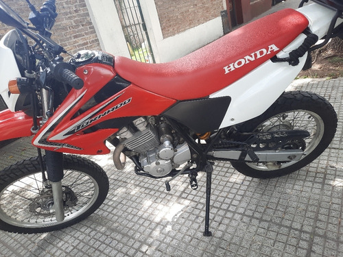 Imagen 11 de 17 de Honda Tornado Xr 250