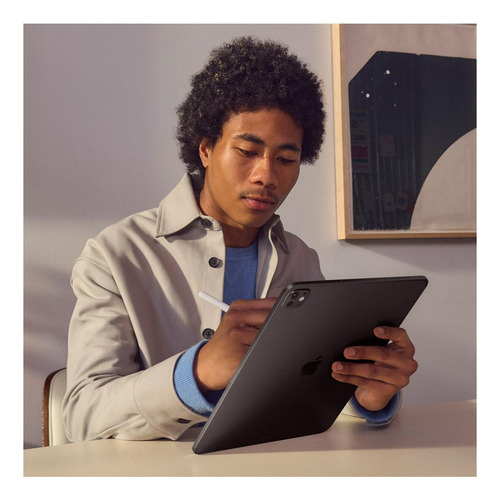 iPad Pro Apple (5ª Geração) Processador M4 11 , Wi-fi + Ce Cor Preto