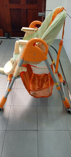 Silla Alta De Comer Bebé Reclinable Plegable C/bandeja Osito Pooh Naranja (Usado)