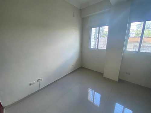 Imagen 29 de 29 de Alquilo Apartamento Segunda Con Terraza En Lucerna