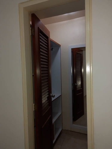 Imagen 5 de 13 de Mariano Urbina Vende Apartamento En Callejon Prebol Res Las Americas (mu-01)