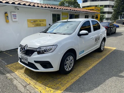 Renault Logan 1.6 Life+ Mt 4x2 2024