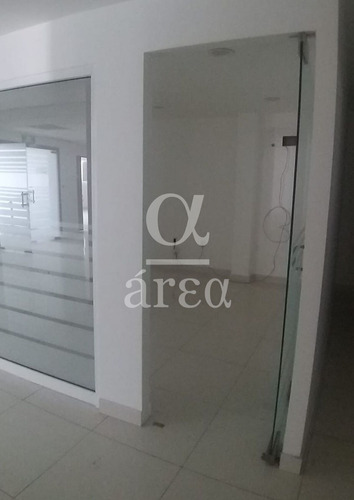 Bodega Con Oficinas Y Seguridad En Renta En Alce Blanco