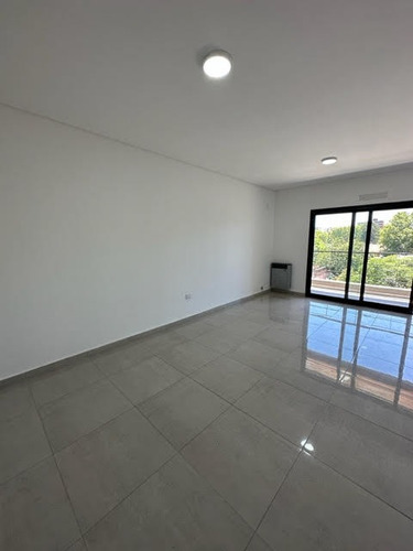 Venta - Hermoso Depto 2 Ambientes A Estrenar Con Cochera