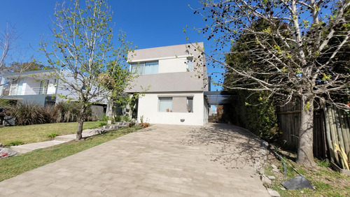 Casa - Nordelta :los Lagos Lote Central, Impecable !