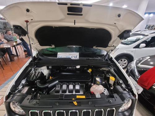 Jeep Renegade 1.8 Longitude Flex Aut. 5p
