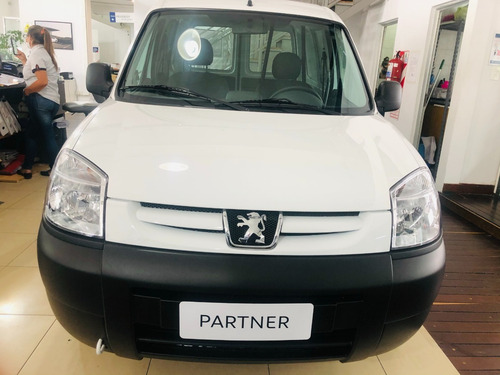 Imagen 2 de 18 de Peugeot Partner 1.6 Furgón Confort / Anticipo $540.000