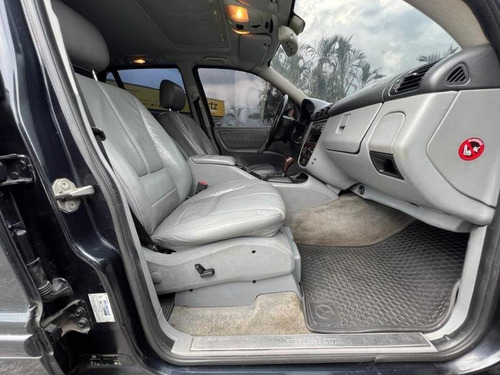 Imagen 10 de 13 de Mercedes Benz Ml 430
