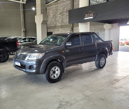 Toyota Hilux 3.0 Cd Sr 171cv 4x4 - C3