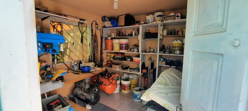 Imagen 3 de 10 de Vivienda Familiar Con Local