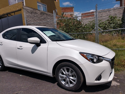 Imagen 3 de 15 de Mazda 2 Sedan 2019 I Touring Motor 1.5