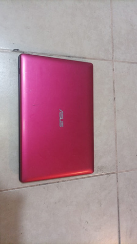 Laptop Asus X200m Con Pantalla Touch Y Ssd