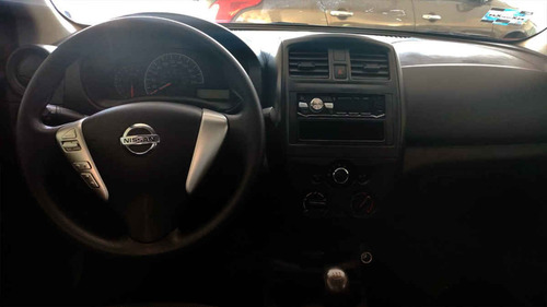 Imagen 5 de 8 de Nissan - Versa 2019