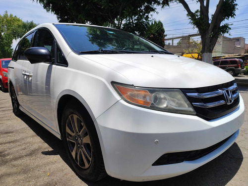 Honda Odyssey 3.5 Touring V6/ At