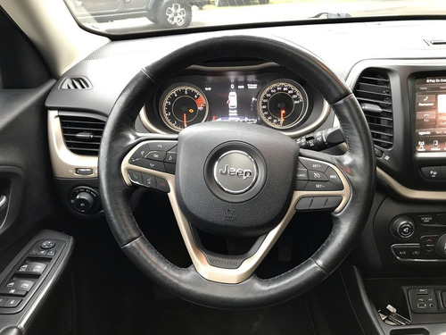 Imagen 14 de 15 de Jeep Cherokee 2017 2.4 Limited Plus At