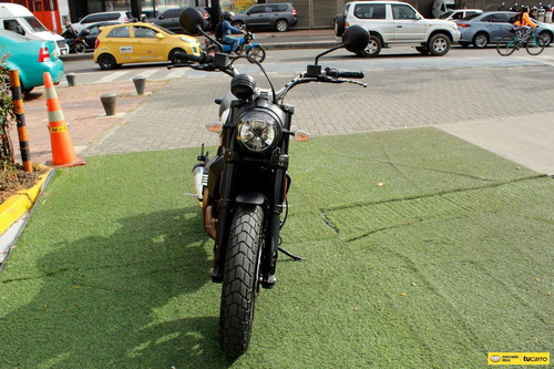 Ducati Scrambler Dark
