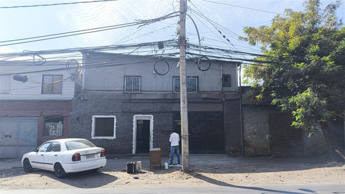 Local Comercial En Arriendo En Estación Central