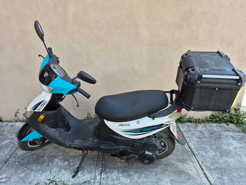 Seminueva, Automática, Comprada En Jul, Incluye Casco Y Caja