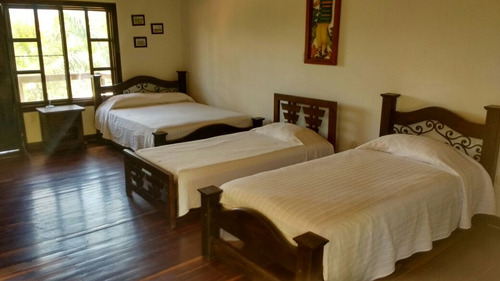 Imagen 9 de 25 de Venta - Alquiler Chalet Excelente Pueblo Tapao