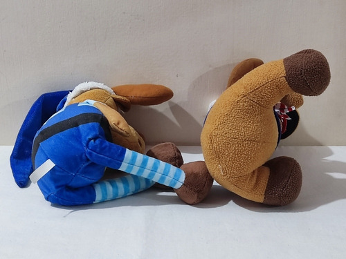 Lote 2 Peluches Promos Telcel, Renato El Reno 1 Con Gorrito. (Usado)