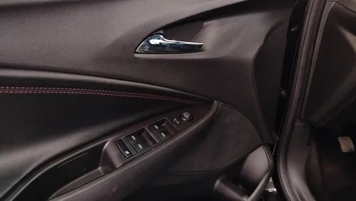 Chevrolet Onix Rs