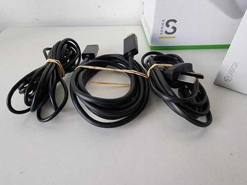 Xbox Series S 512gb + 2 Controles, Cable Power Y Hdmi
