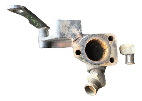 Caja Paso Termostato Agua Base Soporte Alternador Cummins (Usado)