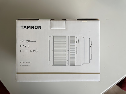 Lente Tamron 17-28mm f / 2.8 Di III RXD para Sony
