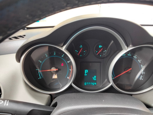 Imagen 15 de 15 de Chevrolet Cruze 2013 1.4 Lt Aa Cd Mp3 R-17 Audio At