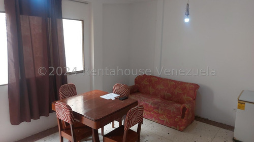 Acepta Crédito Hipotecario!! Apartamento En Venta En La Candelaria 78mt2 2d 2b 