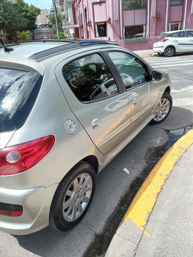Peugeot 207 2011 1.6 Xt