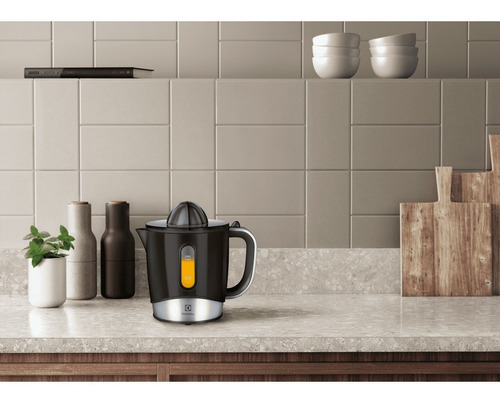 Exprimidor De Frutas Electrolux Buon Giorno 1l Negro Jpb20