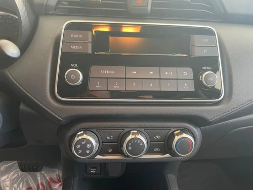 Imagen 14 de 25 de Nissan Versa Sense Cvt 1.6 120cv Cesar