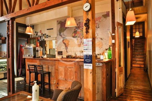 Local Comercial En Venta En Valparaíso, Hostal Restobar