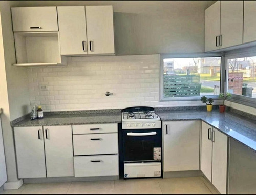 Imagen 8 de 12 de Hermosa Casa Puertos Barrio Araucarias!!!